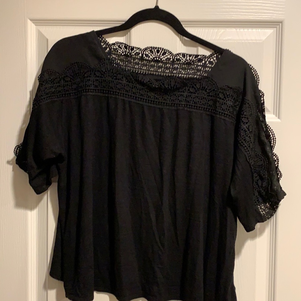 Black shirt